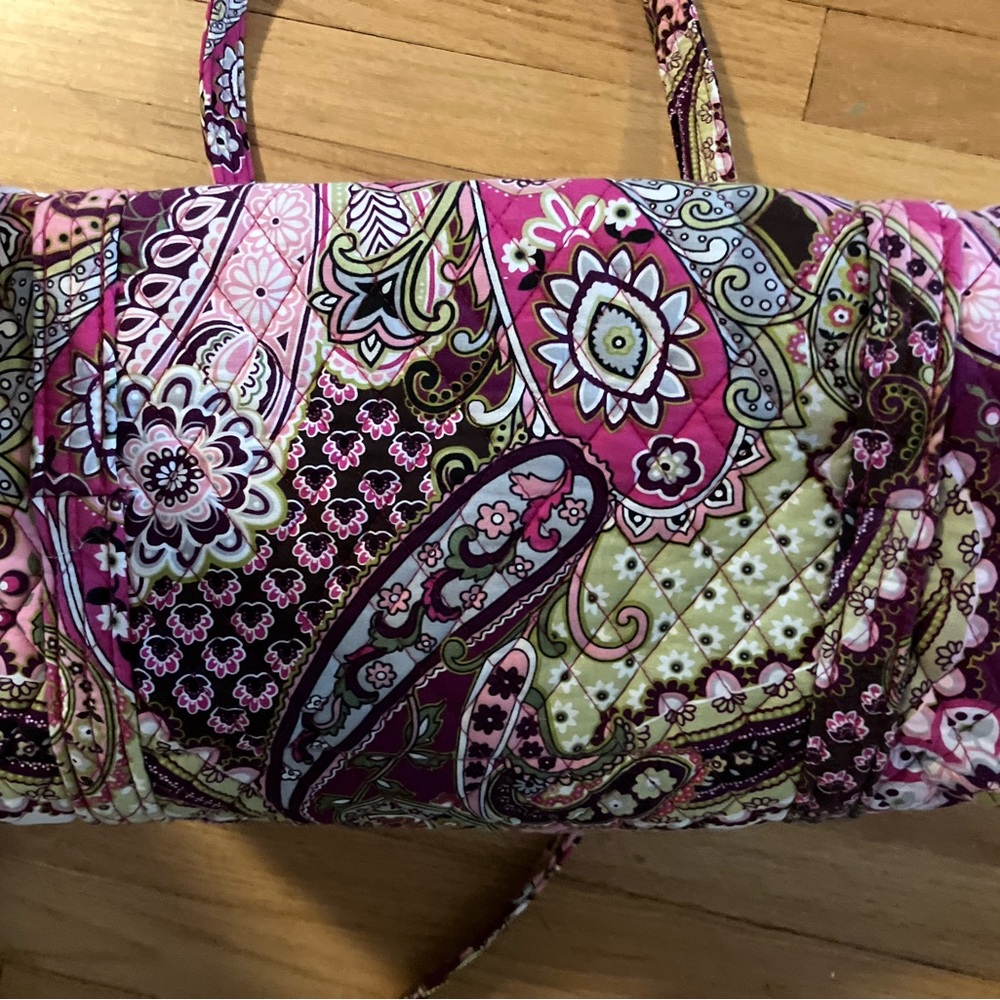 Vera Bradley Vibrant Paisley Quilted Women's Bag